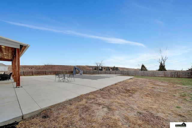 view of yard with a patio area