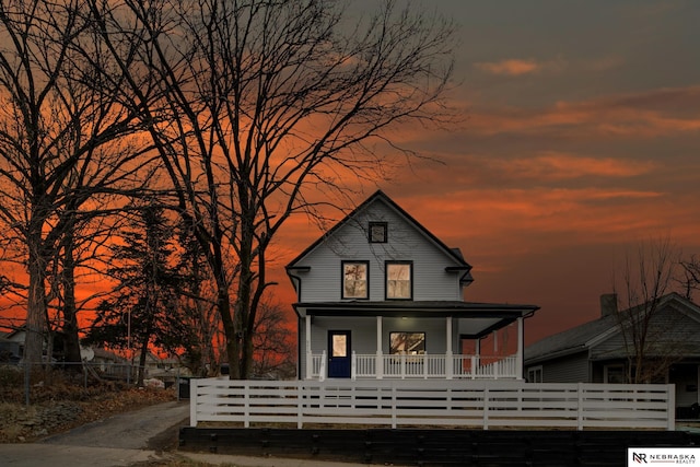 view of front of property with covered porch