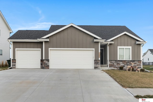 view of front of home featuring a garage