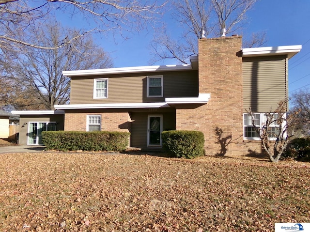 view of front of property