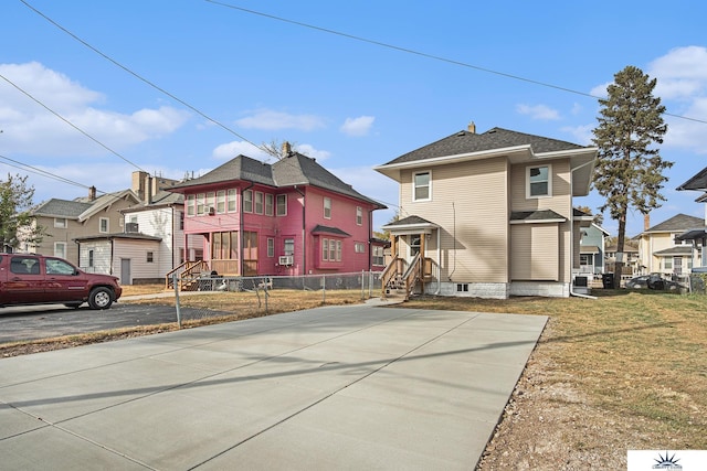 view of front of home