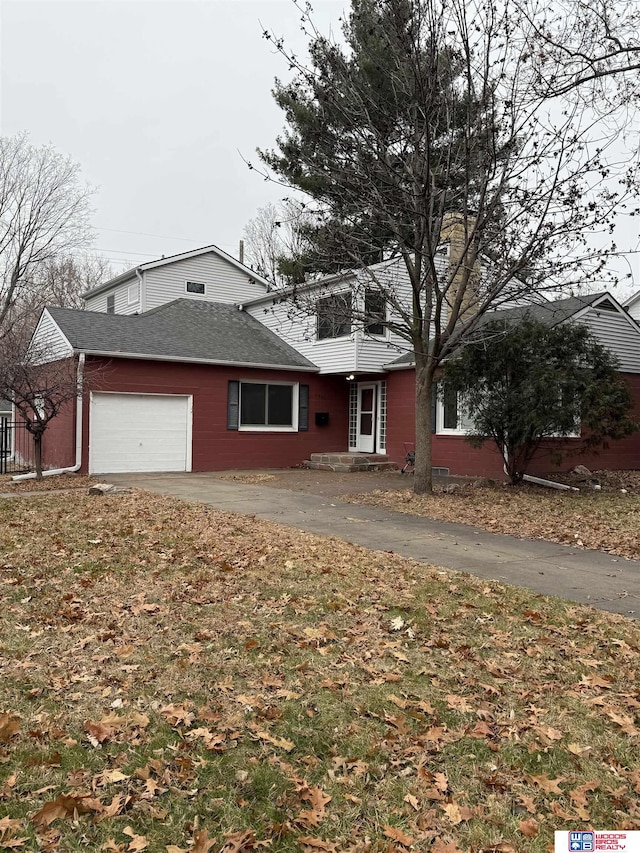 view of front of house with a garage