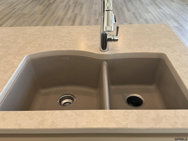 details with sink