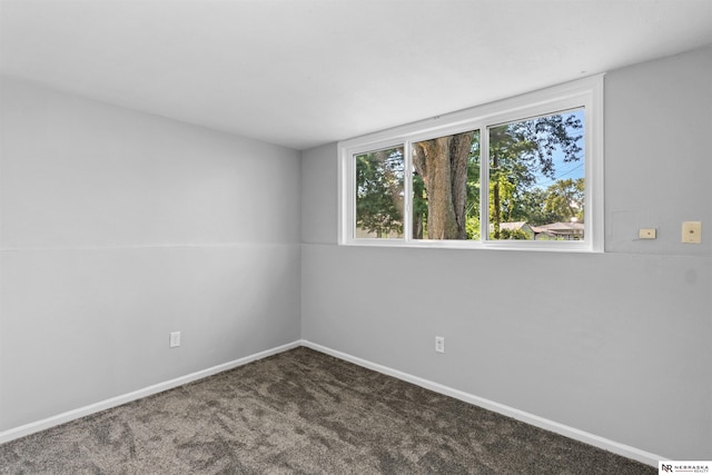 empty room with carpet