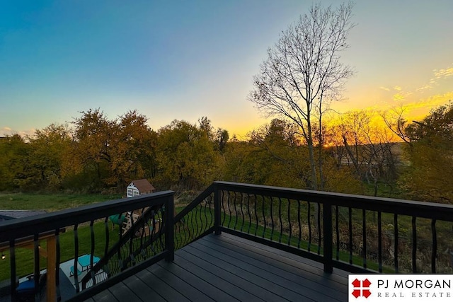 view of deck at dusk