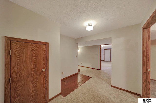 spare room featuring a textured ceiling