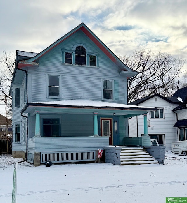 view of front facade featuring a porch