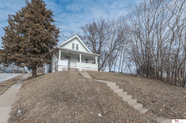 view of front of property with covered porch