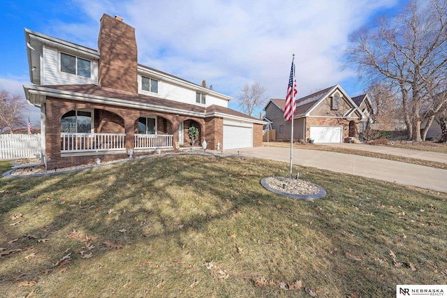 view of front of house featuring a porch and a front lawn