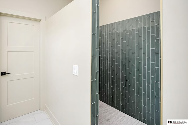 bathroom featuring walk in shower