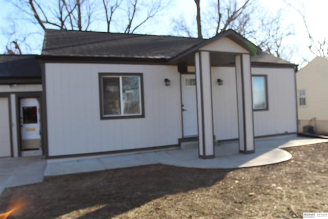 view of front of home