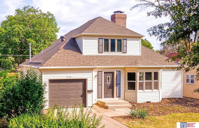 view of front facade featuring a garage