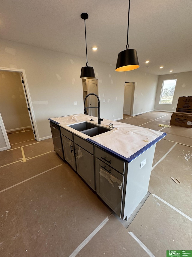 kitchen with sink, a center island with sink, decorative light fixtures, and dishwasher