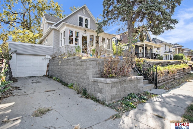 view of front of home featuring a garage