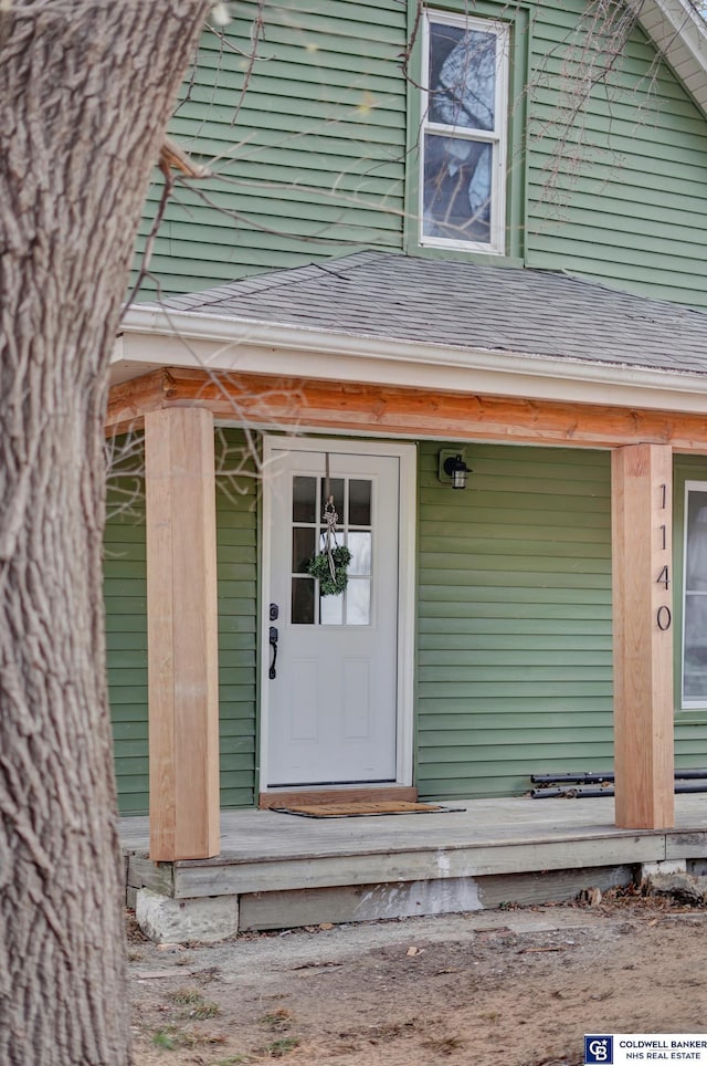 view of property entrance