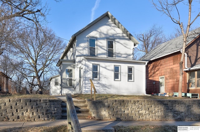 view of front of property