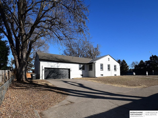 view of front of house featuring a garage