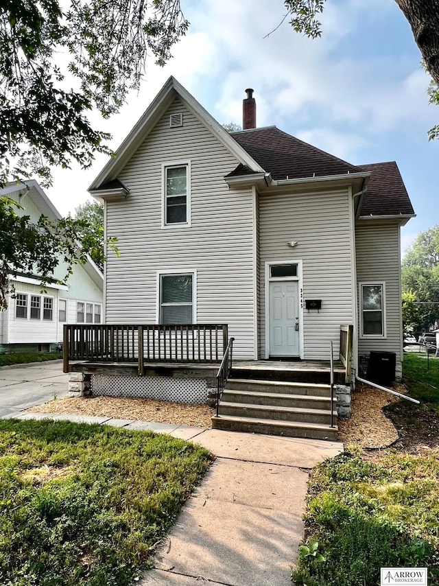 view of front of house featuring a deck