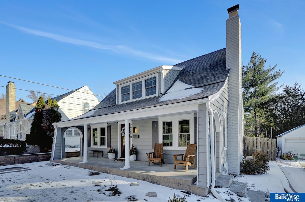 view of front of home featuring covered porch