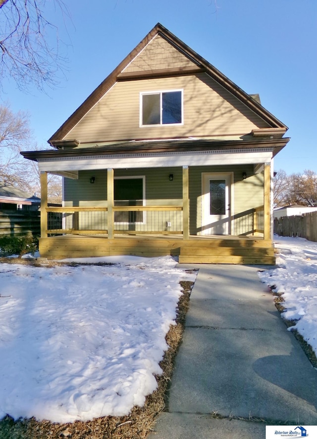 view of front of home featuring covered porch