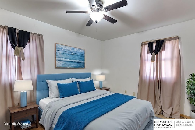 bedroom featuring ceiling fan