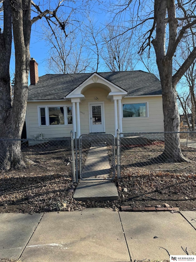 view of front of property