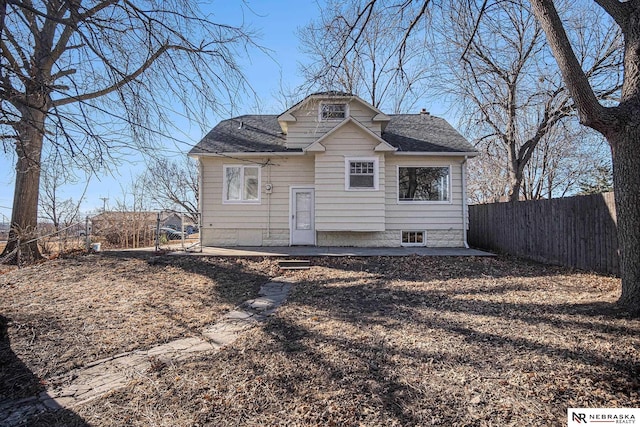 view of front of house featuring a patio