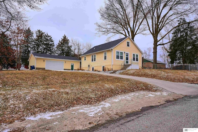 view of front of house featuring a garage