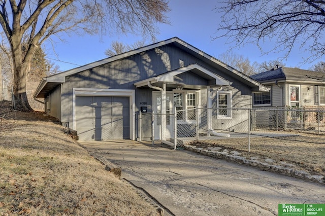 view of front of house featuring a garage