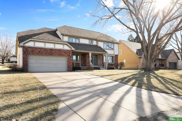 view of front facade with a front yard