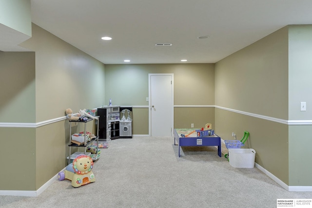 playroom with carpet flooring