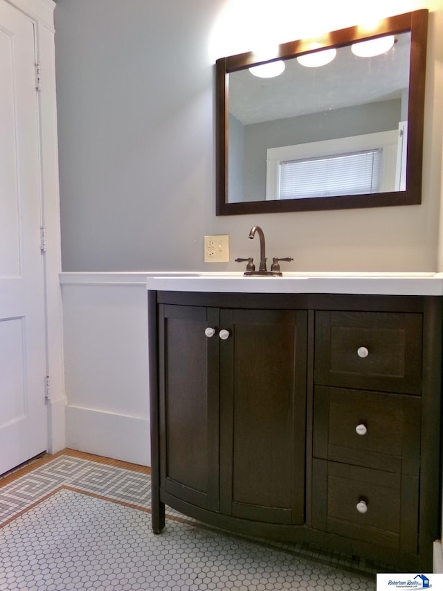 bathroom with vanity