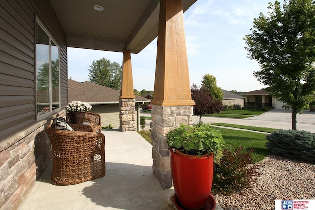 view of patio / terrace with a porch