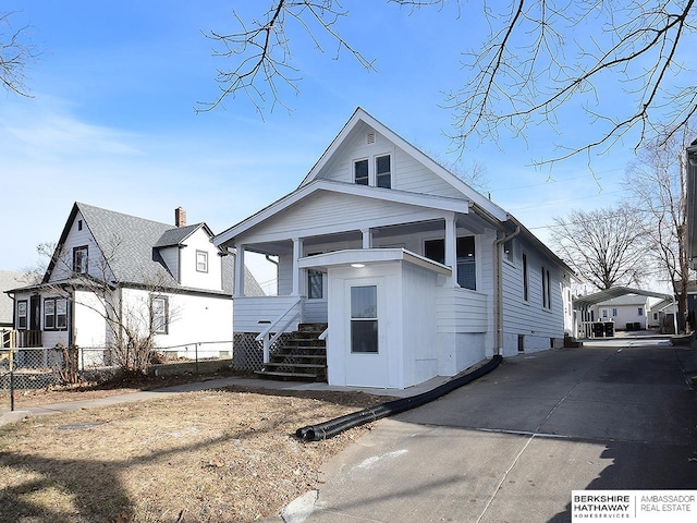 view of front of house with a porch