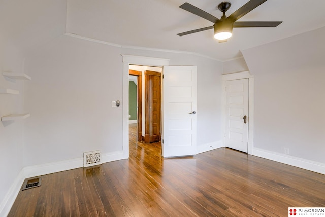 unfurnished room featuring ornamental molding, dark hardwood / wood-style floors, and ceiling fan