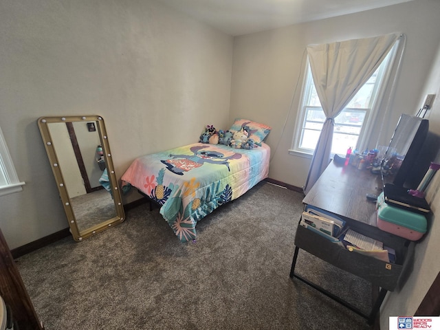 view of carpeted bedroom