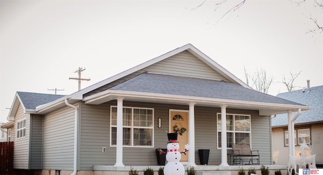 bungalow featuring a porch