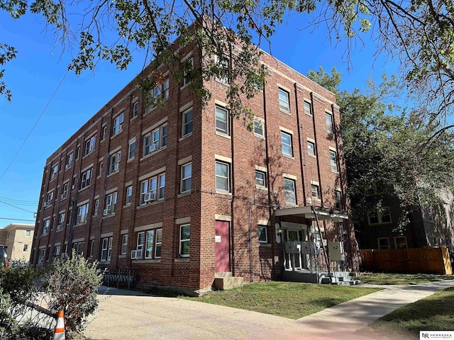 view of building exterior