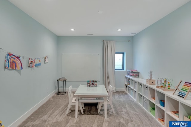 game room with carpet flooring