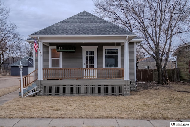 bungalow-style home with covered porch