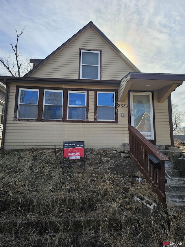 view of front of home