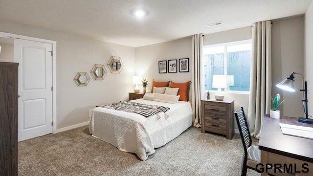 bedroom featuring carpet floors