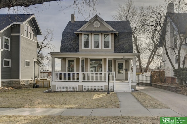 view of front of house featuring a porch