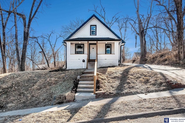 view of front of house with covered porch