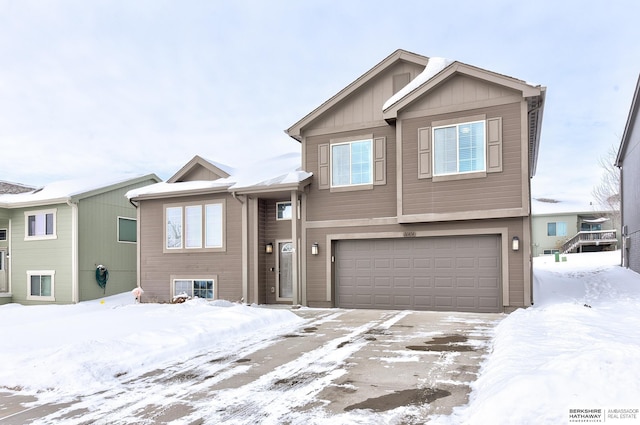 view of front of house featuring a garage