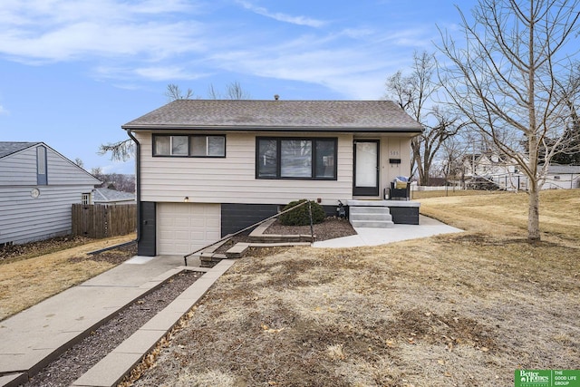 view of front facade with a garage