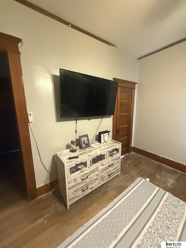 room details featuring hardwood / wood-style flooring