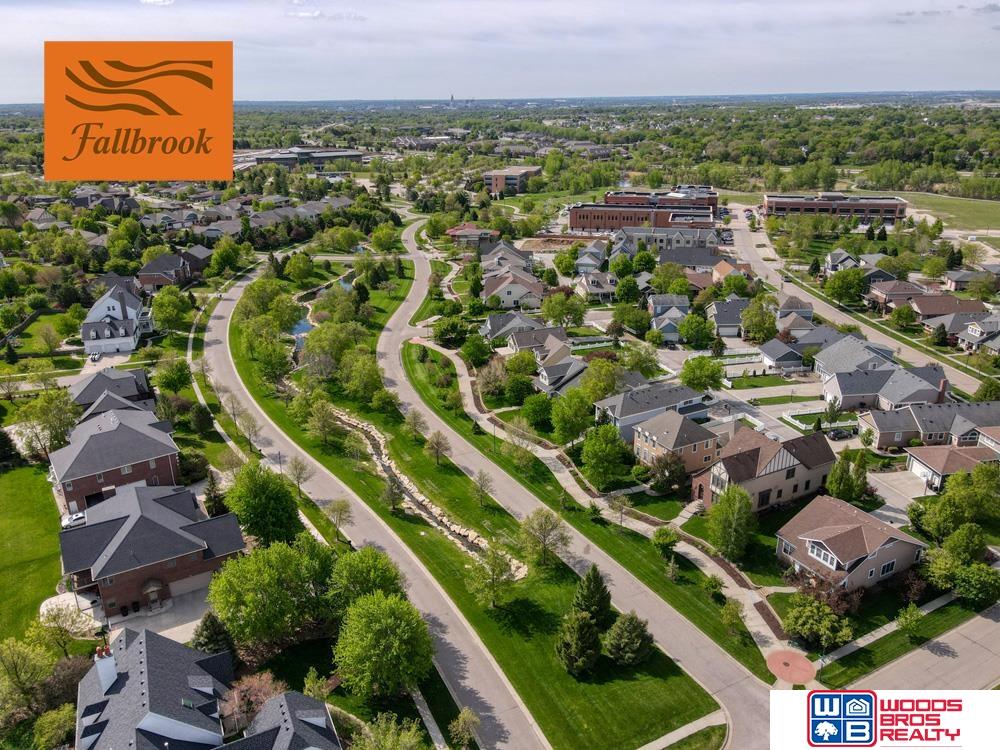 6861 NW 7th St, Lincoln, NE 68521