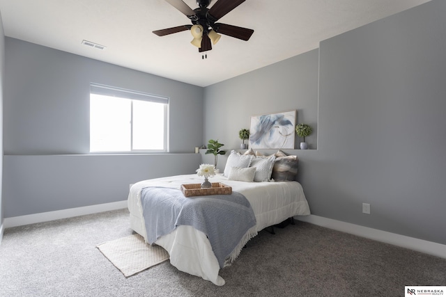 bedroom featuring ceiling fan and carpet flooring