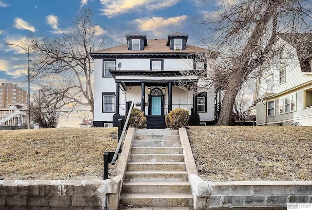 view of front facade with covered porch